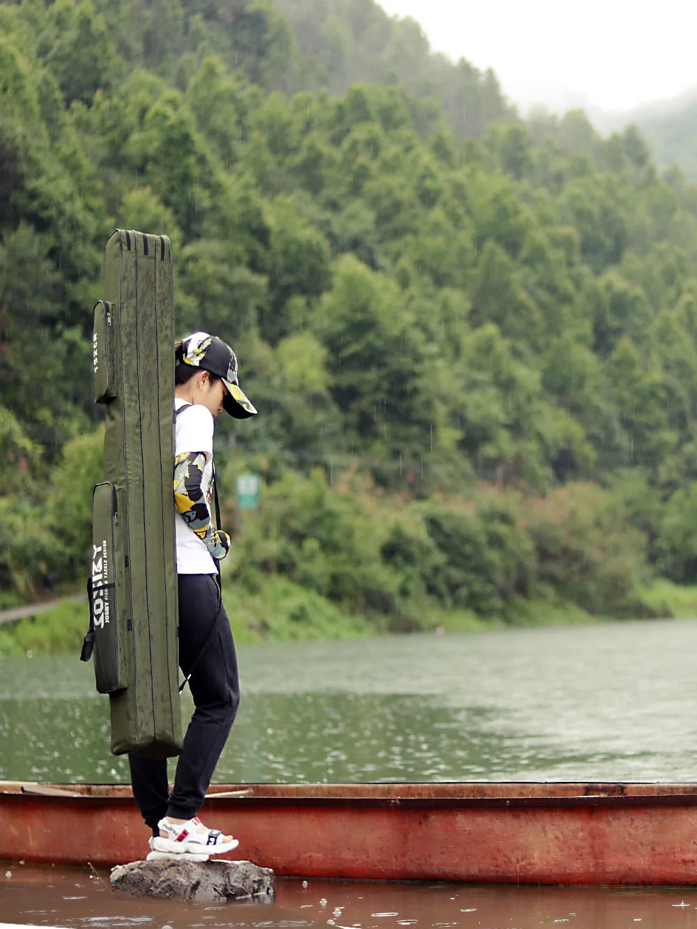Portable Foldable Fishing Rod Storage Bag
